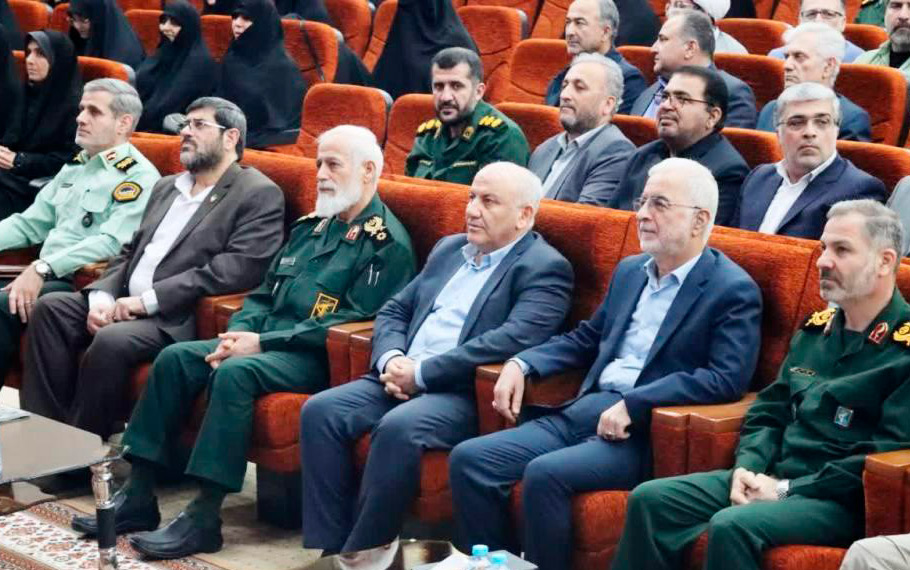 تقدیر از دست اندرکاران دومین کنگره ملی شهدای مازندران 2 تقدیر از دست اندرکاران دومین کنگره ملی شهدای مازندران