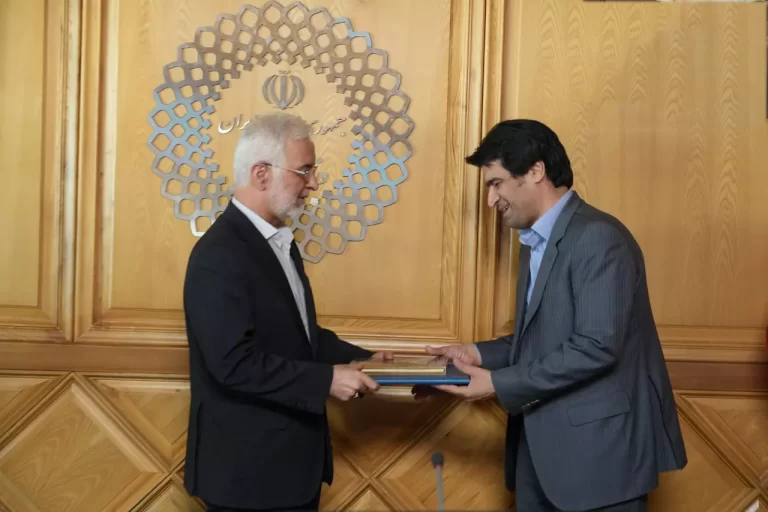 فرهاد فرزادی مشاور وزیر و مدیرکل حقوقی وزارت کشور
