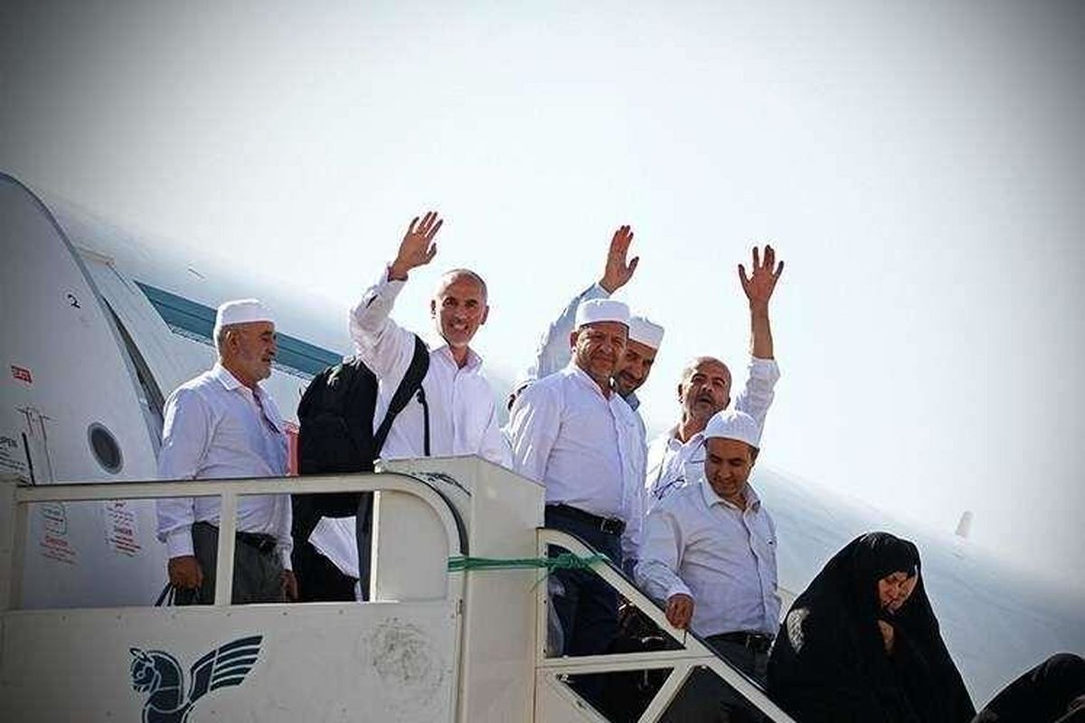 زمان بازگشت حجاج گلستانی